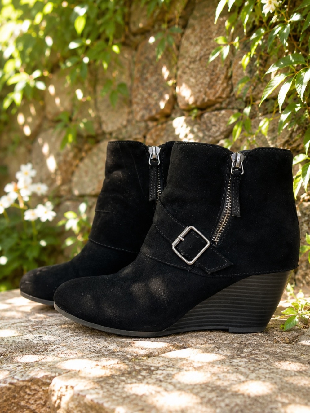 AQUATALIA AZ Luxury Minimalist Lady Black Microsuede Waterproof Ankle Boots, 9.5